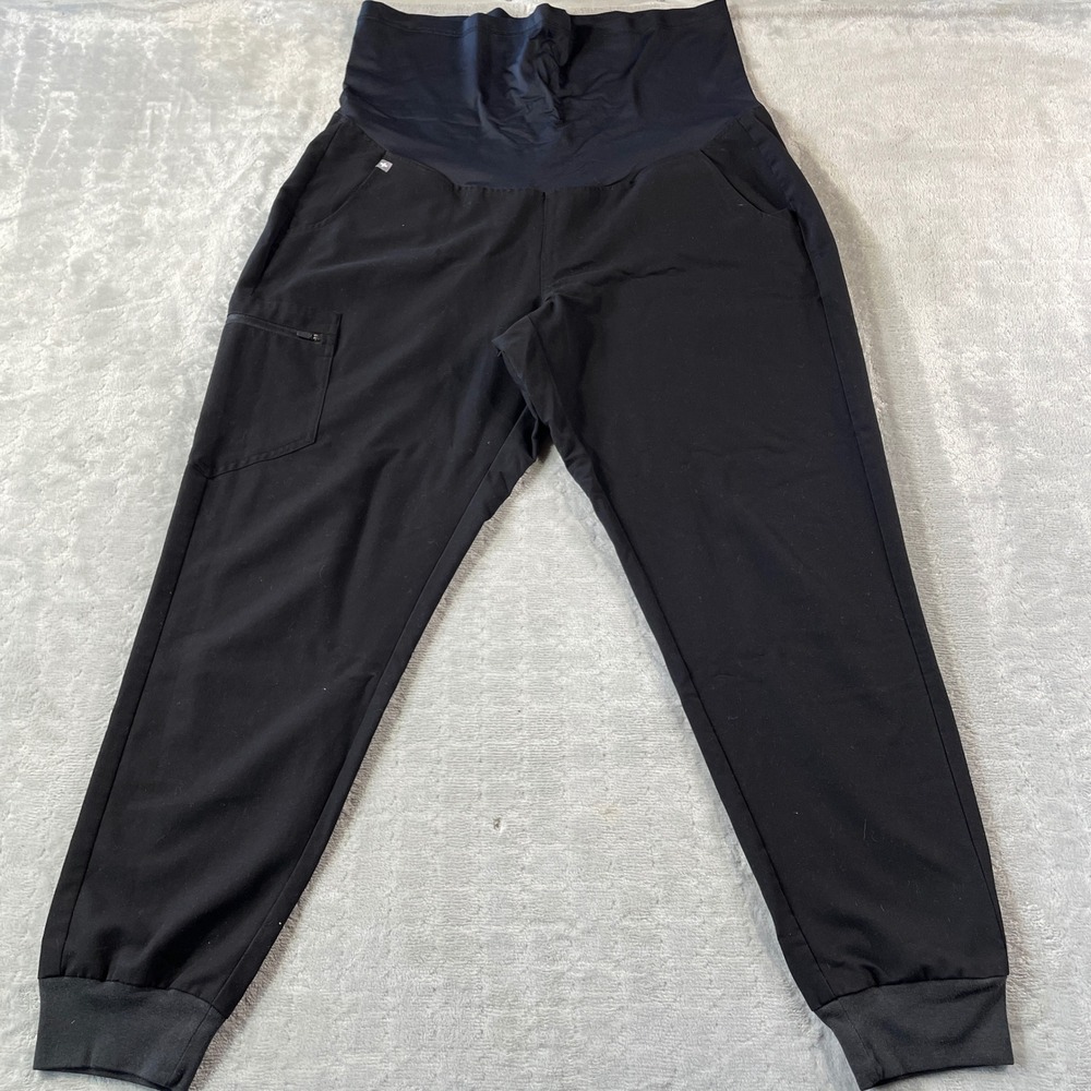 Figs Black Cropped Jogger Pants